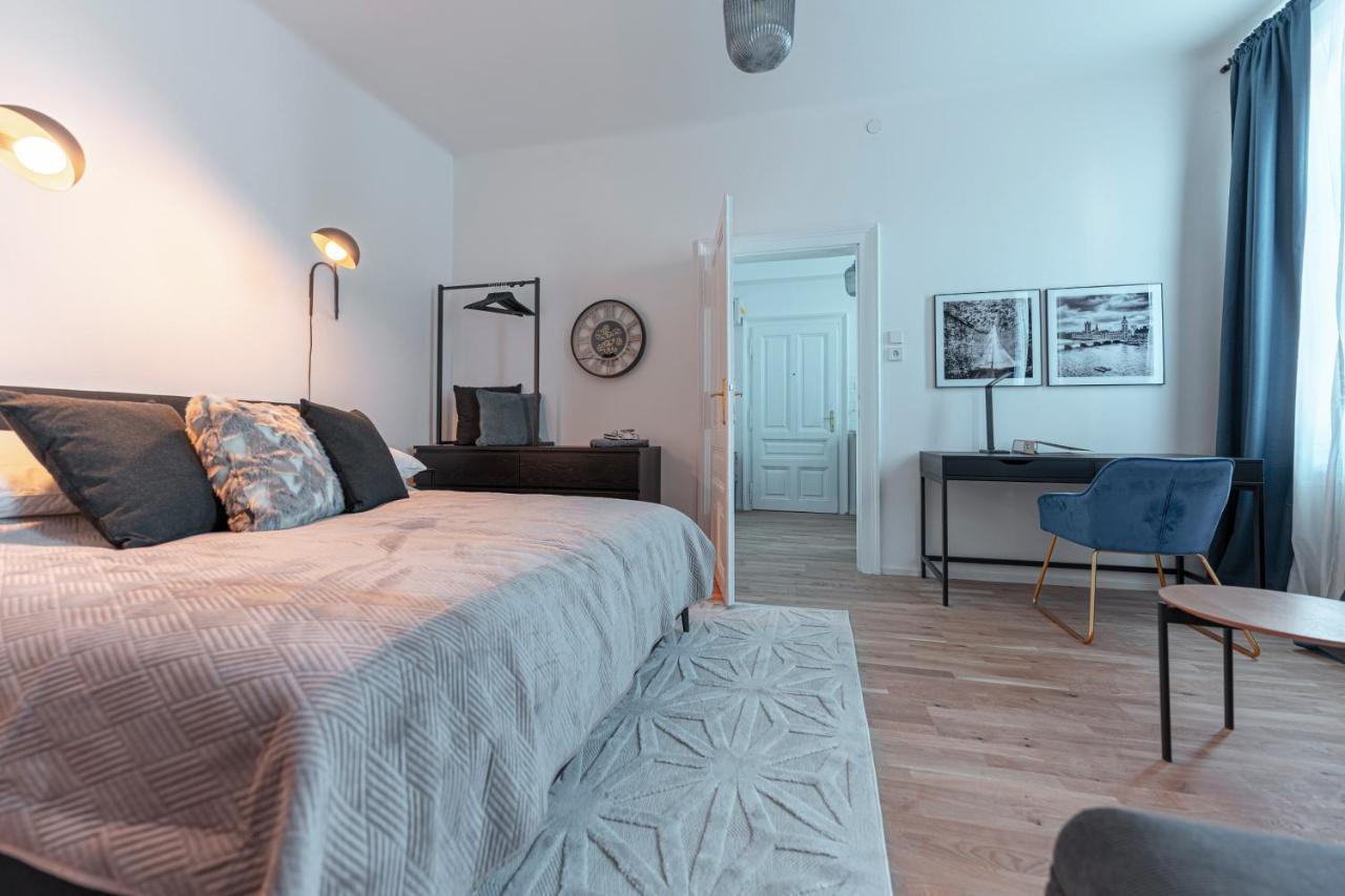 City Appartement Wagram Am Hauptbahnhof Санкт-Пёльтен Экстерьер фото